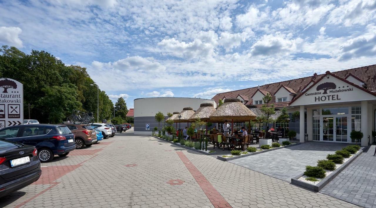 Hotel Muzakowski Łęknica Eksteriør billede